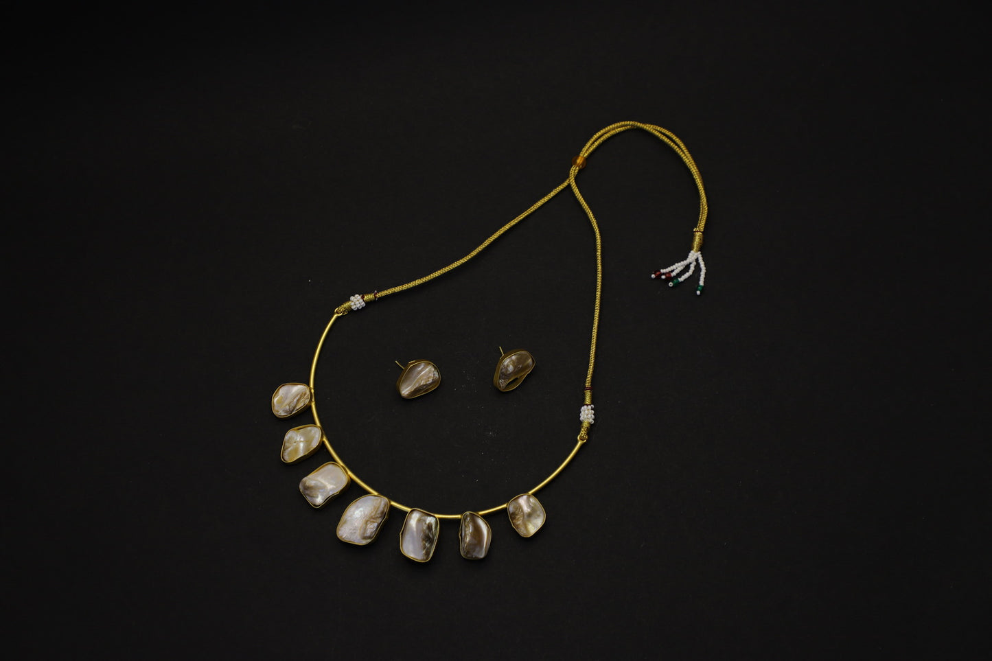 Mother of pearl necklace