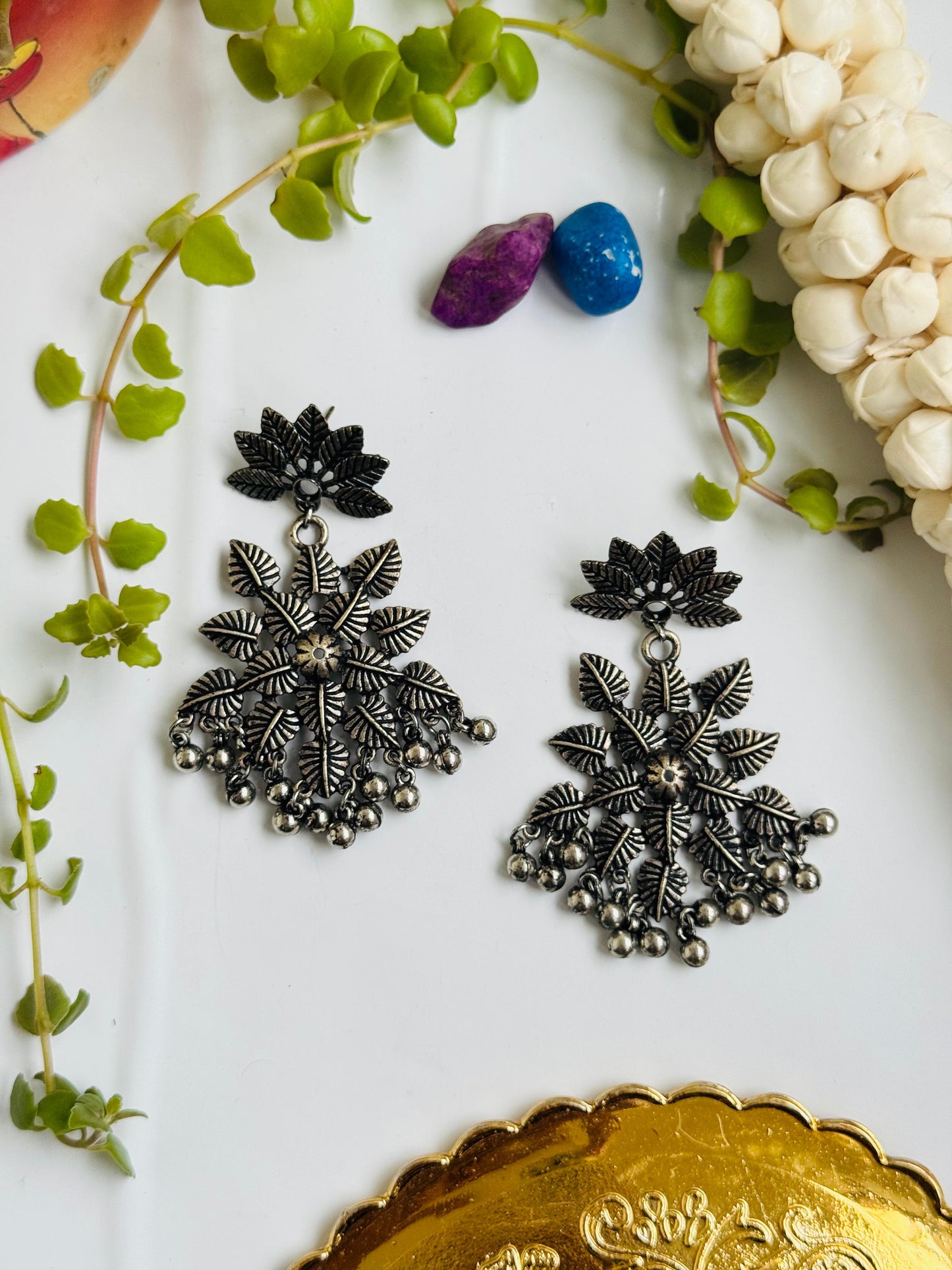 EARRING