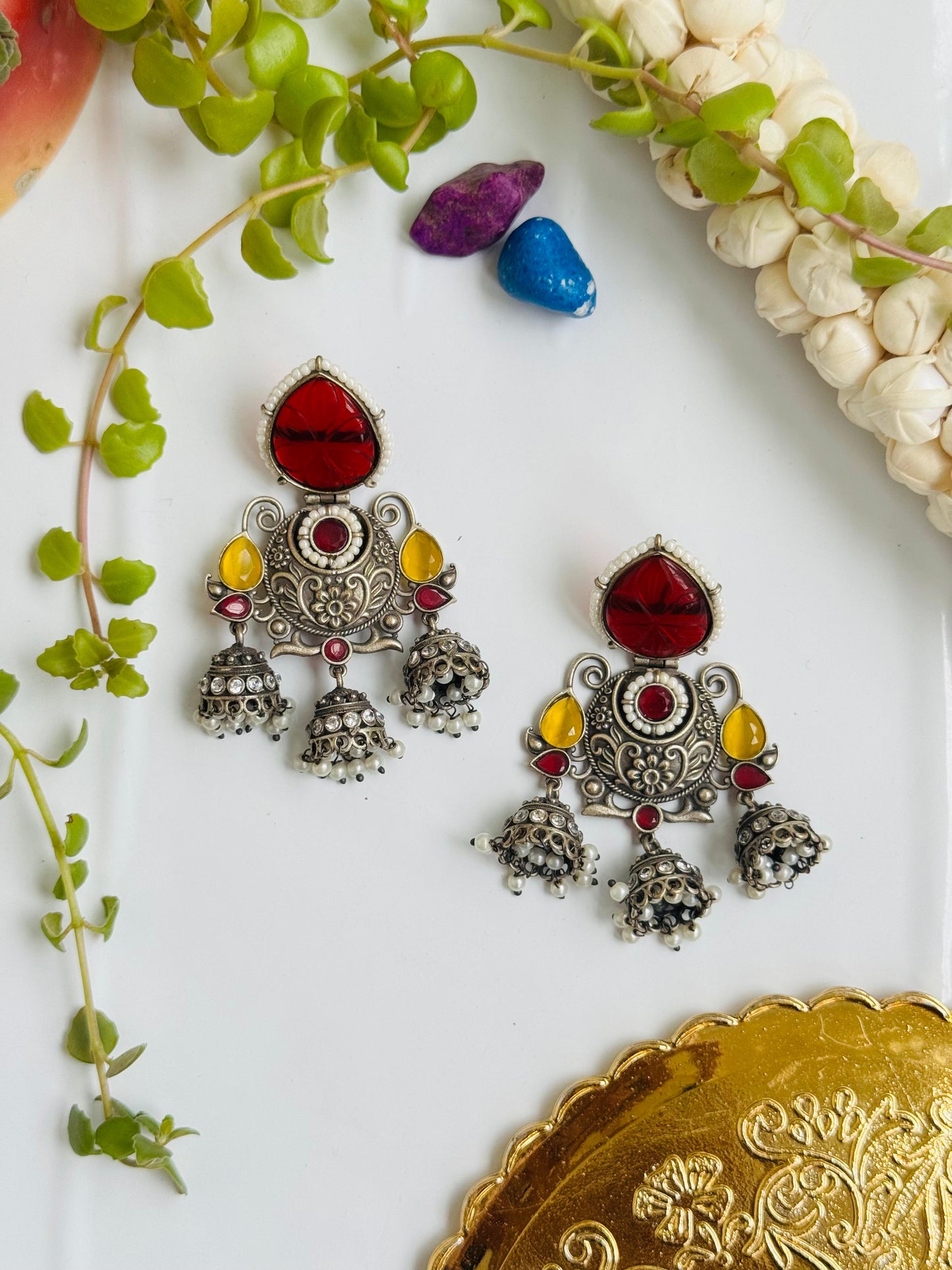 EARRING