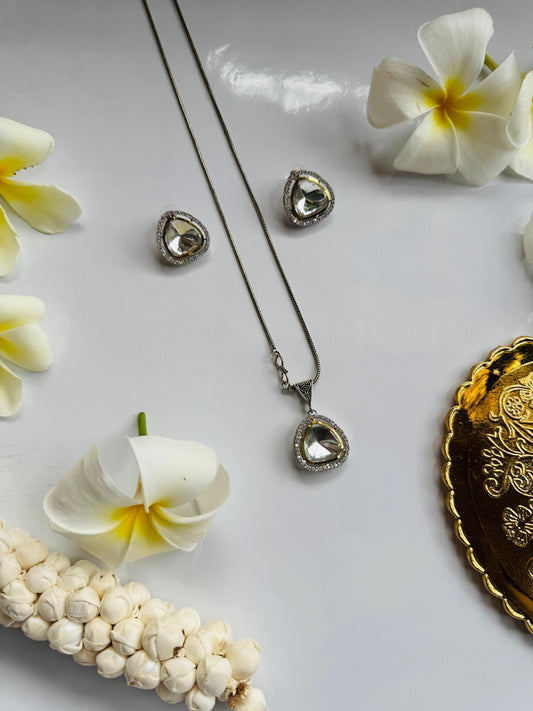 Polki pendent with earring