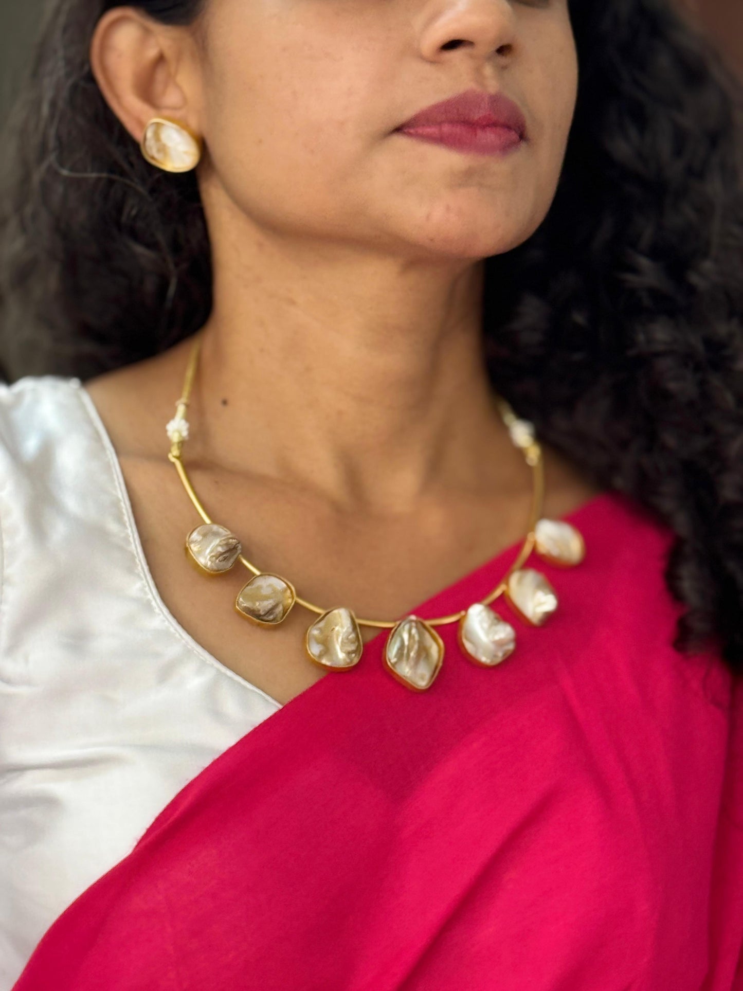 Mother of pearl necklace