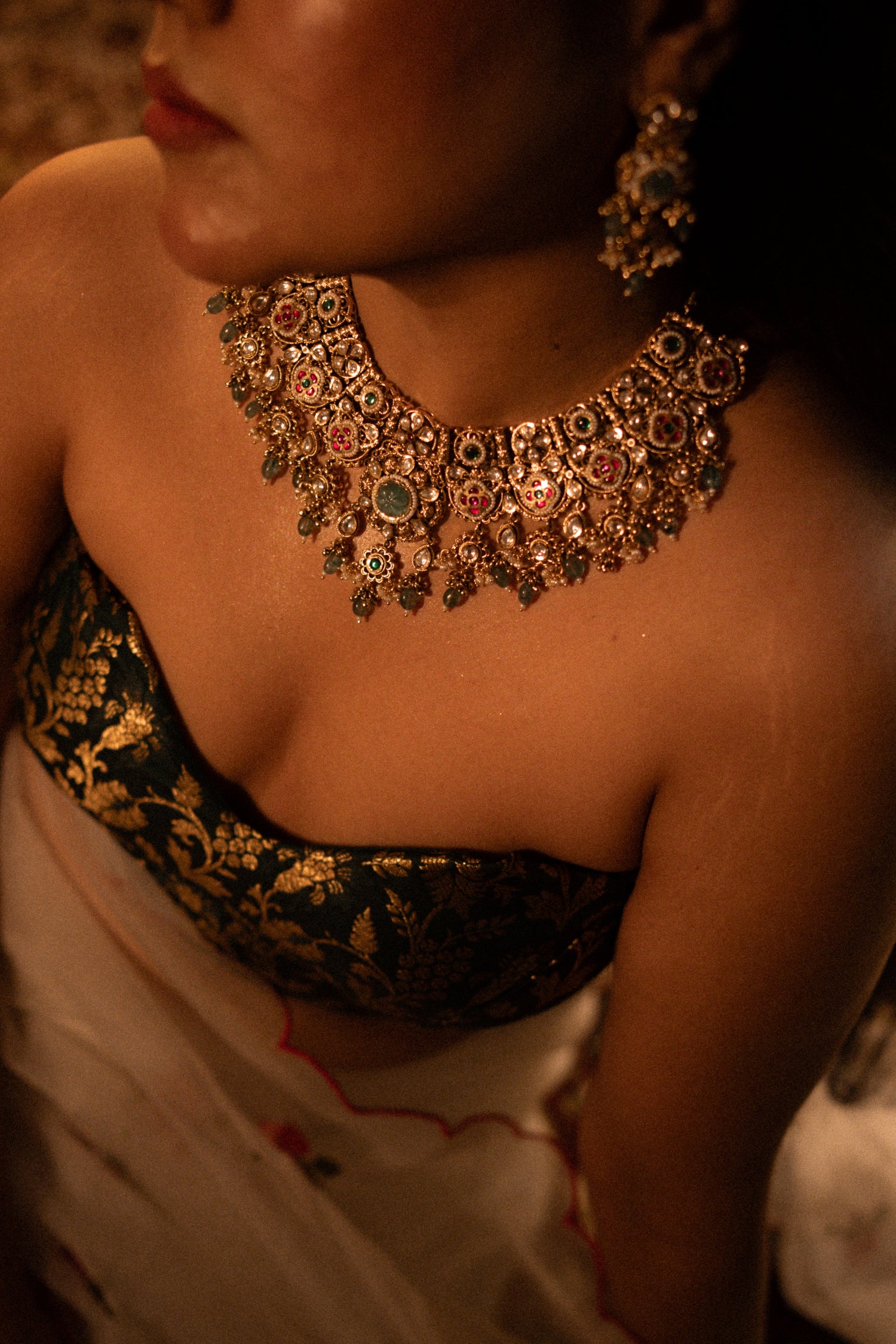 SWEETHEART NECKLINE