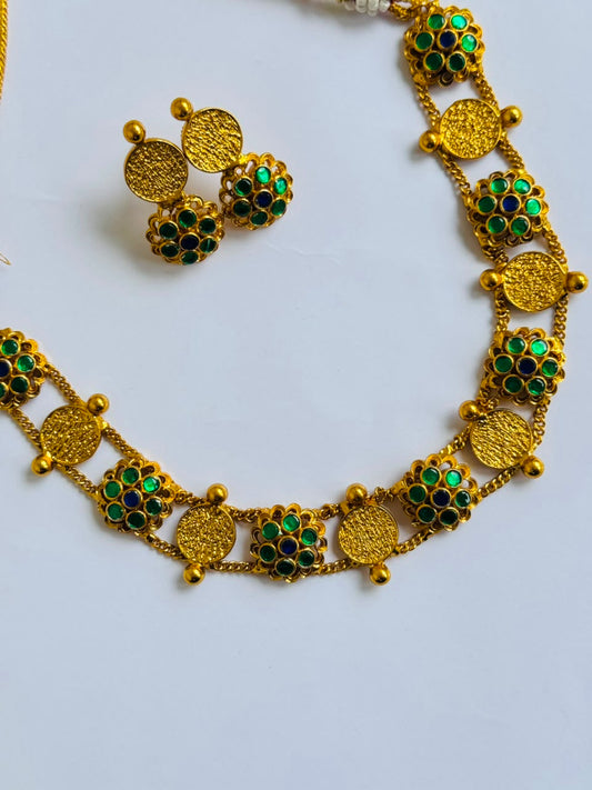 Emerald Pearl Floral Necklace Set