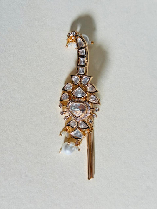 BROOCH