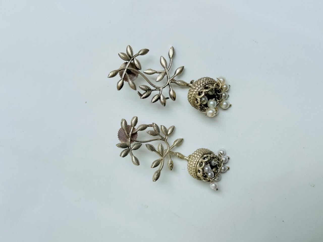 leaf with jumkhi