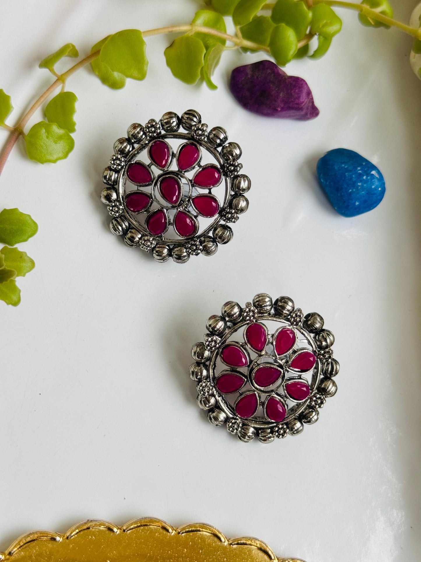 Stud oxidised