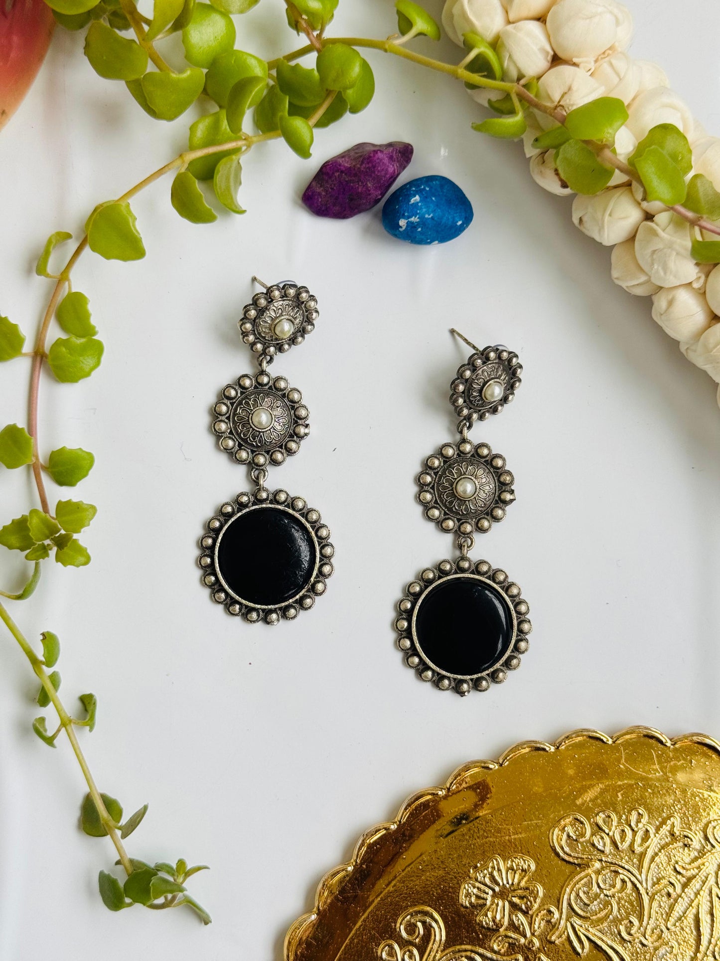 EARRING