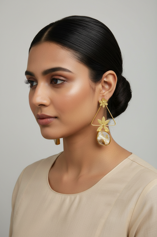 Brass  mother of pearl EARRING