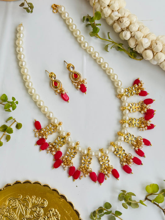 Necklace Pearl