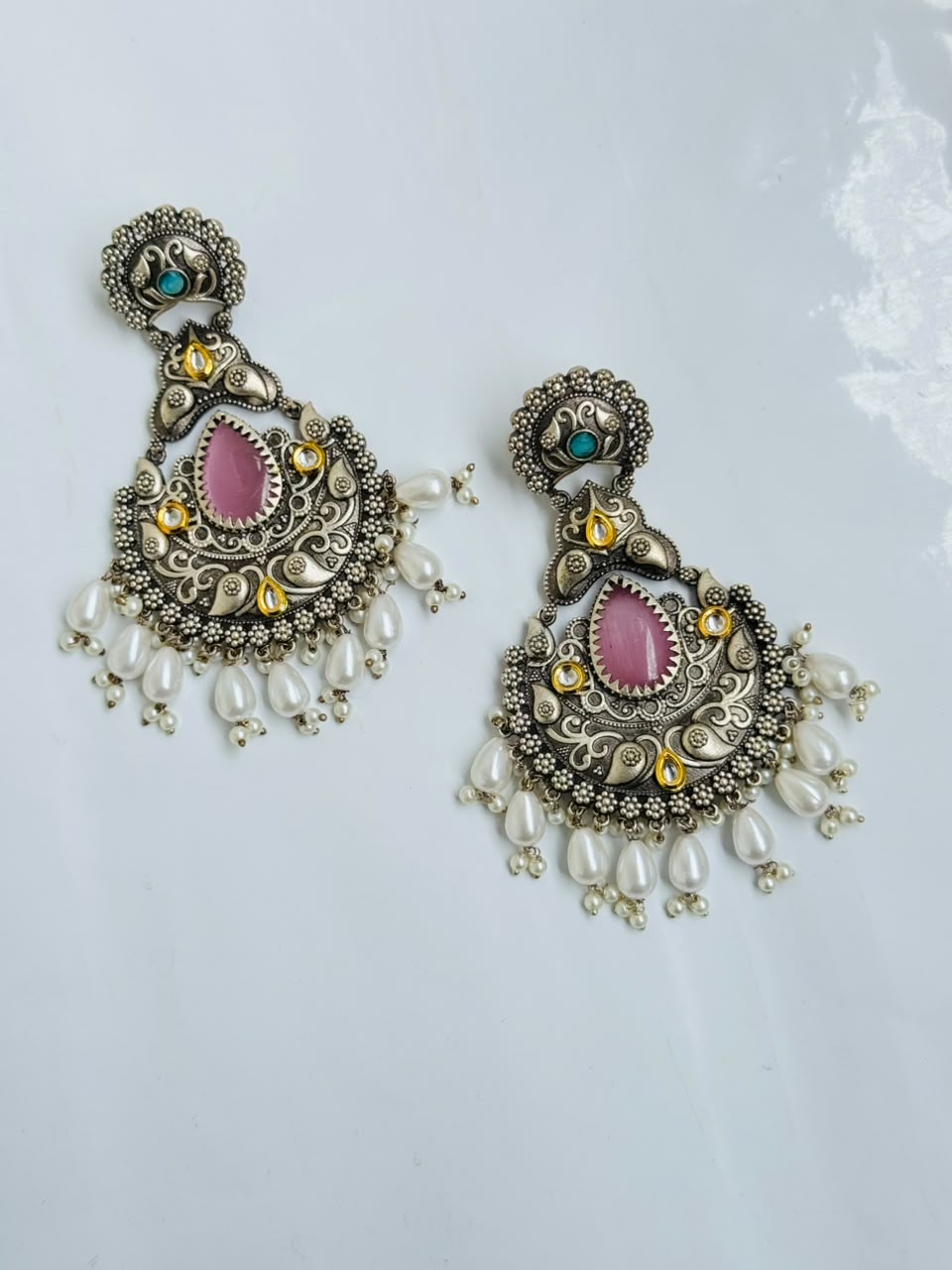 Jumkha EARRING