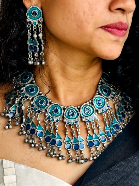 Choker Necklace