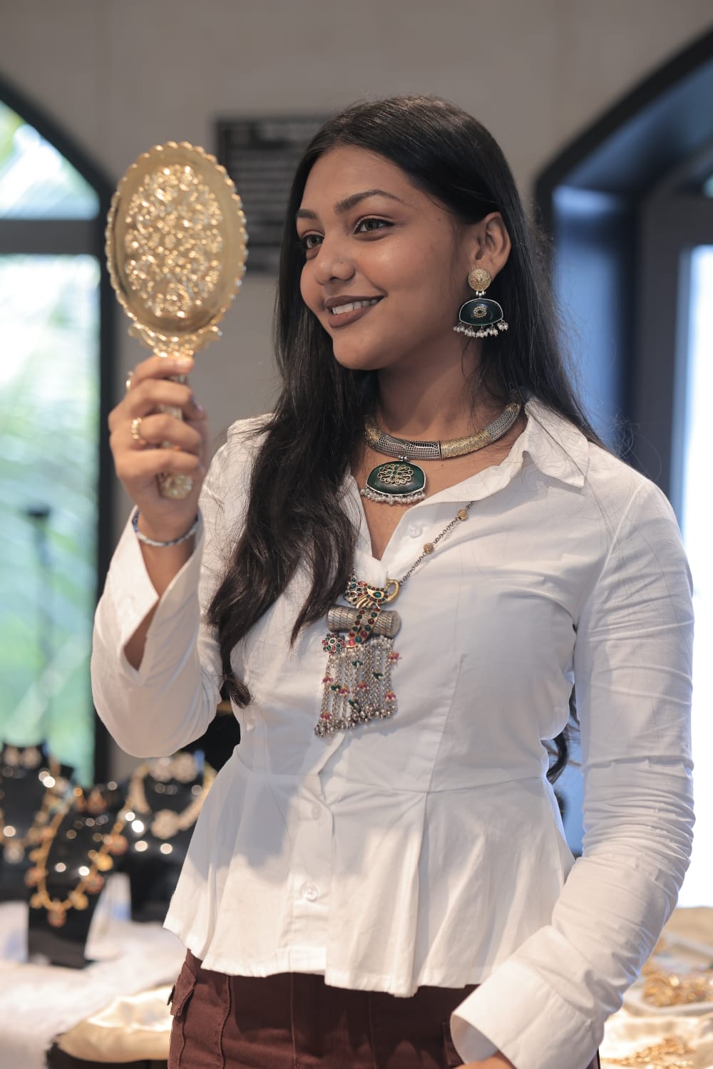 Emerald Heritage Dual-Tone Necklace Set