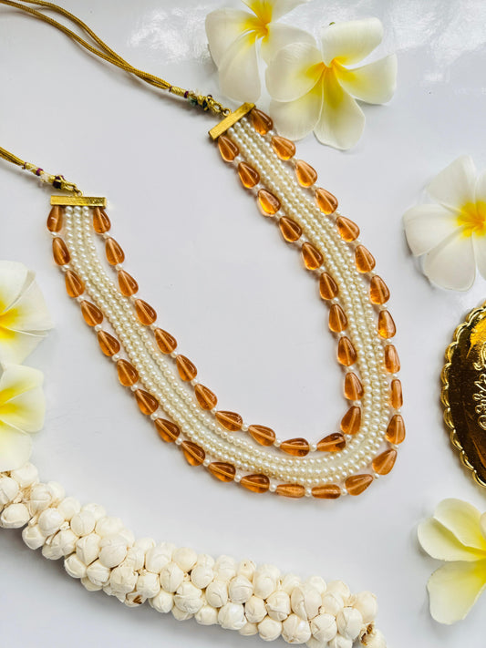 Necklace choker
