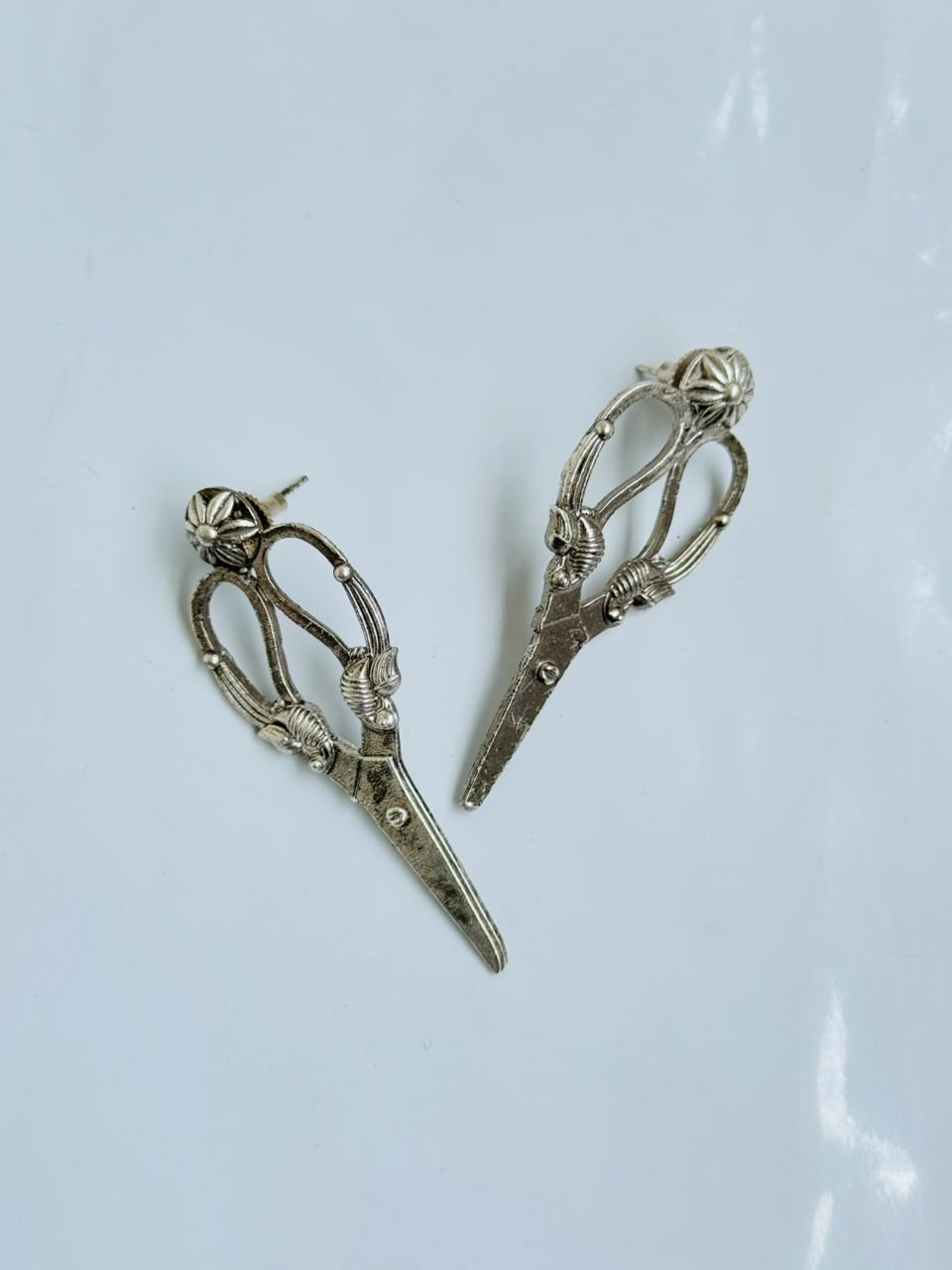 Scissor earring