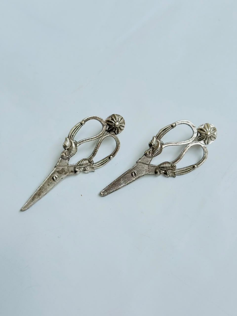 Scissor earring